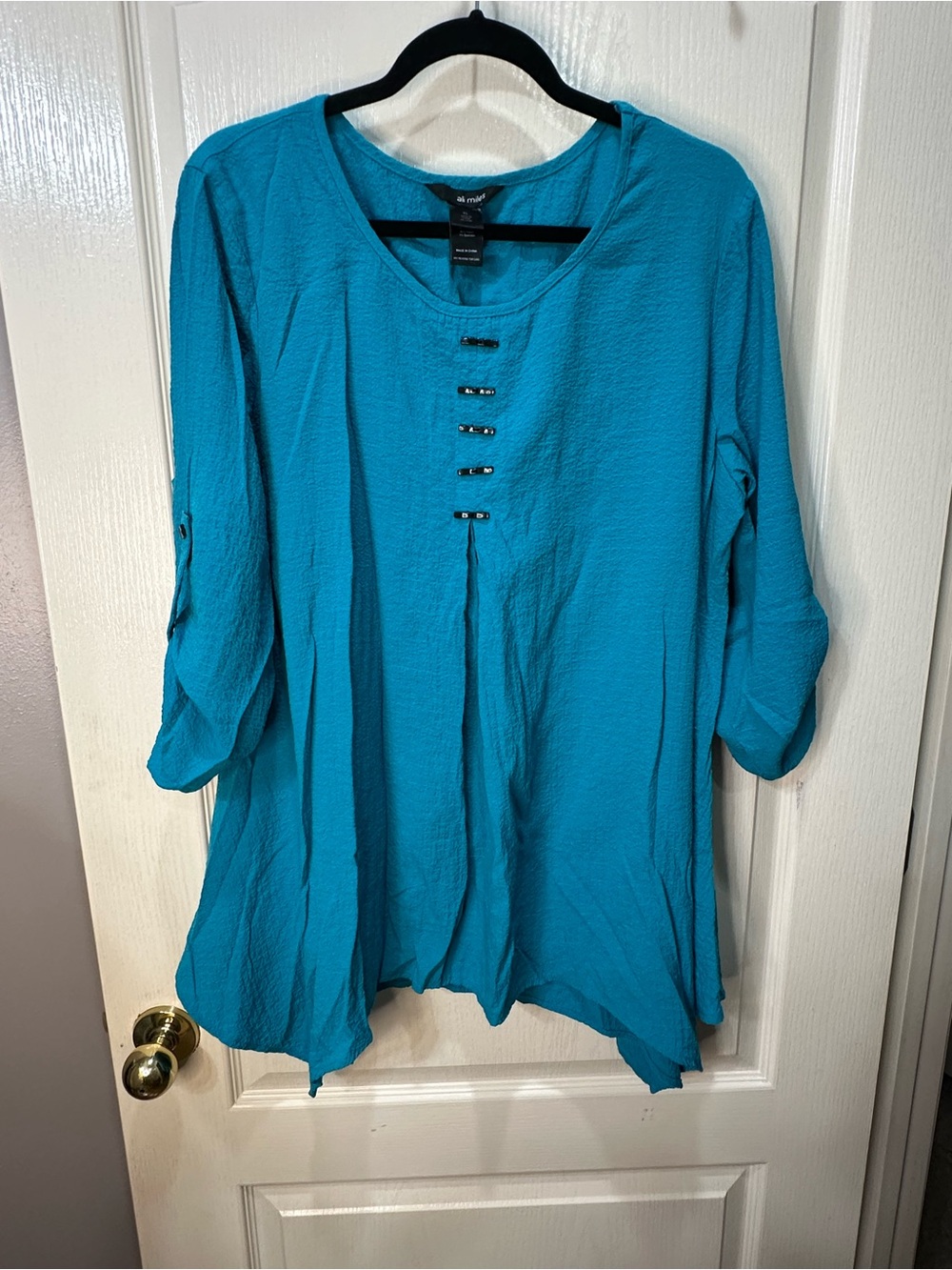 Ali Miles Turquoise Button-Accent Roll-Sleeve Tunic